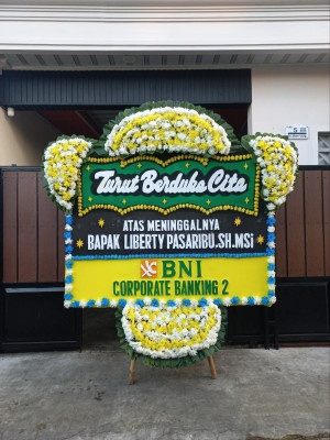 Papan Bunga Duka di Patehan